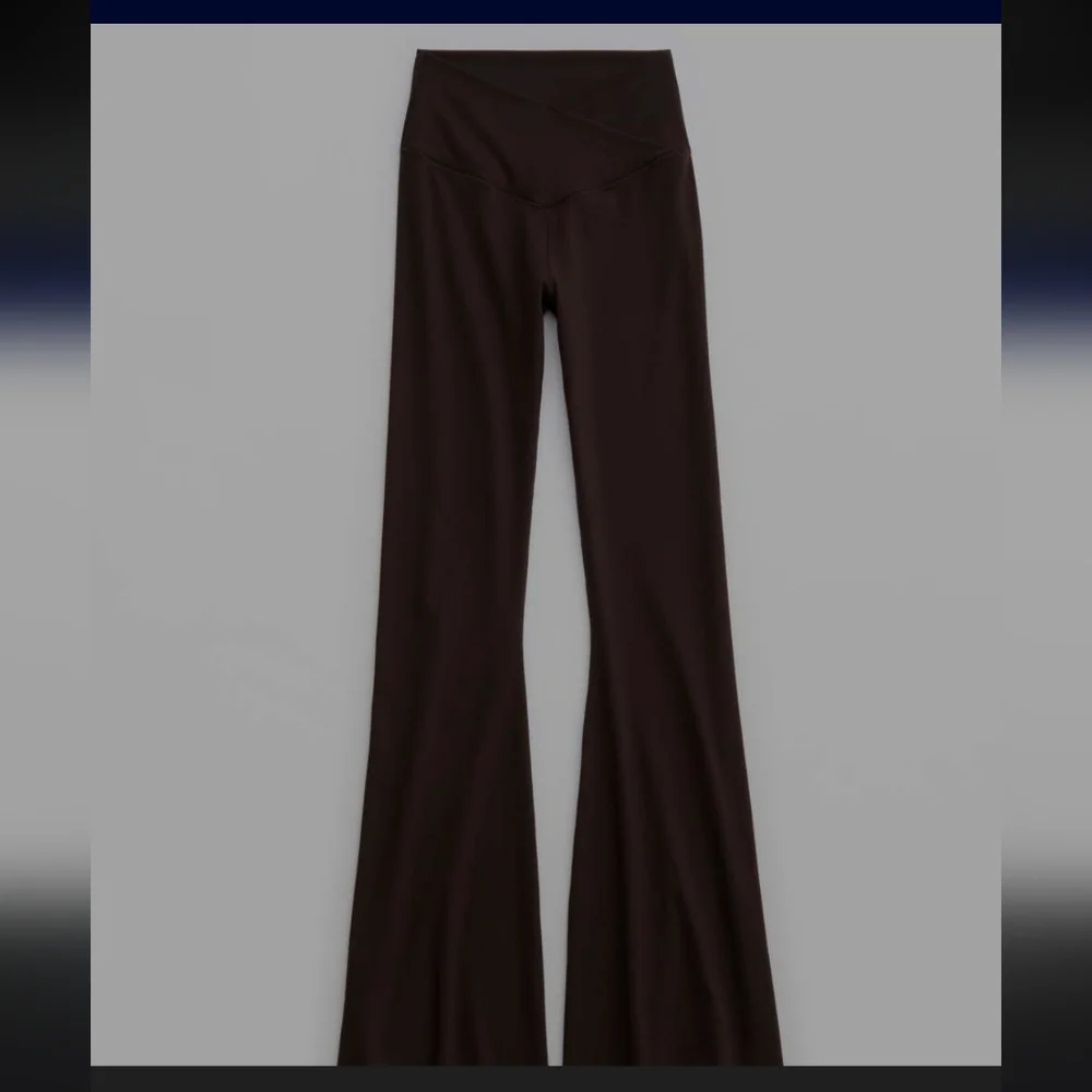 OFFLINE By Aerie Real Me High Waisted Crossover Flare Legging - Picture 4 of 10